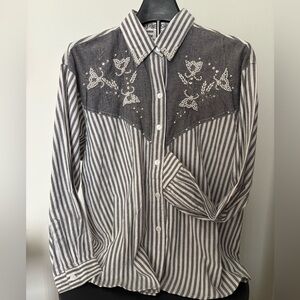 Vintage Western Embellished Ladies Cowgirl Shirt for the Collector or Costume M